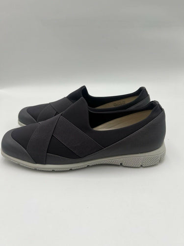 Trotters Cross Band Slip On Sneakers Gray Size 12W