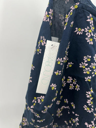 ABOUND Cami Top Navy Blue Pink Daisy Floral Ruffle Hem Ruched Front - M