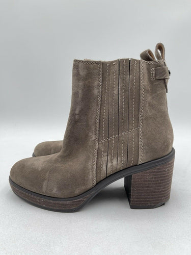 Crown Vintage Women’s Shoes Brown Suede Capari Booties Size 7.5M