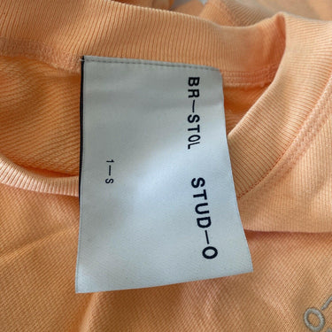 NWOT BRISTOL STUDIO SIGNATURE CREWNECK PEACH Size S Signature