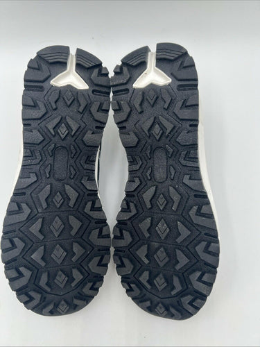 Women’s Le TIGRE Bowery Sneaker Black Mesh Canvas Size 6.5 M Le Tigre