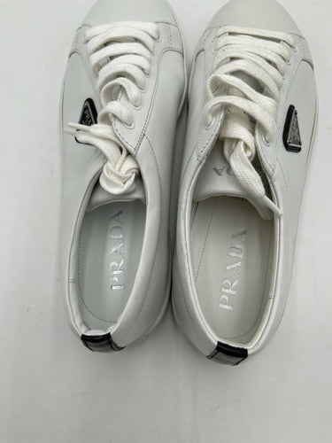 Men's Prada brushed White leather low-top Lace up sneakers Size 9UK PRADA