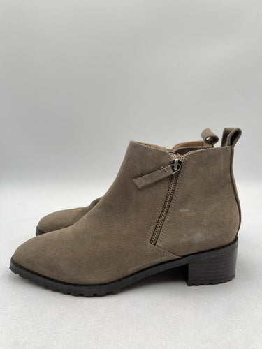 BLONDO WOMEN'S SAMARA ANKLE SIDE ZIP BOOT BROWN SUEDE SIZE 9M