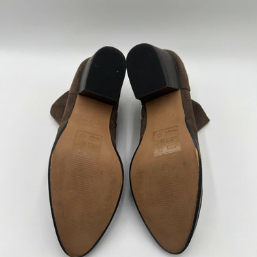 Women’s Crown Vintage Saleen brown suede ankle booties Size 8M Crown Vintage