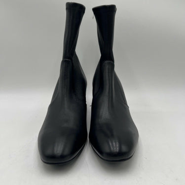 Women’s Stuart Weitzman Siggy Black leather booties Size 8.5