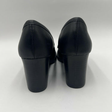 BOC by Born Benedict Womens Moc Closed Toe Black Loafers, Size 6M B.o.c