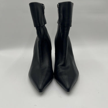 Women’s Marc Fisher stiletto heel ankle bootie Size 8.5M Marc Fisher