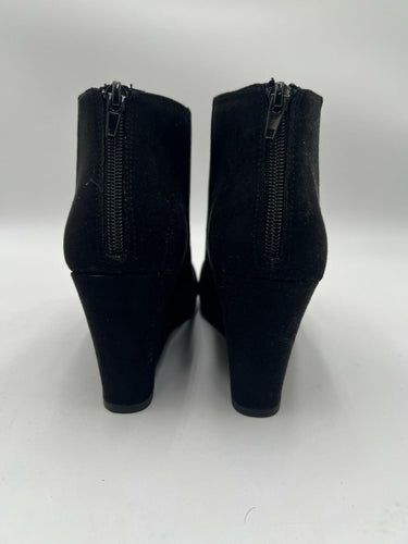 Sugar Juliette Black Micro Suede Chevron Wedge Ankle Boots Womens 7.5 Sugar