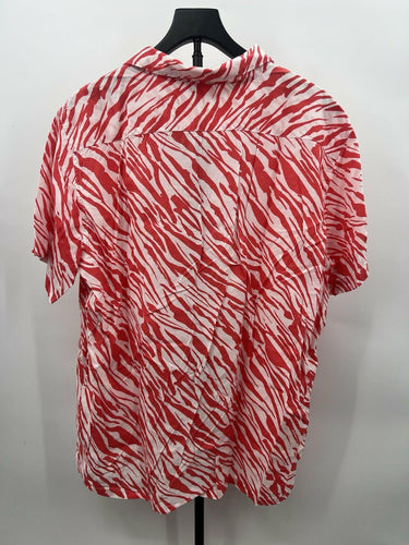 Levis Shirt Mens Camp Collar Red Zebra Print Relaxed Short Sleeve Button NWT L Levi's