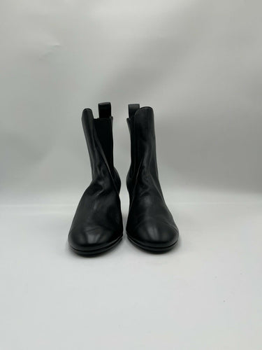 Women’s Chanel black leather ankle gold-tone CC logo boots Cap Toe Size 38