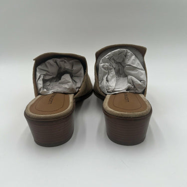 Women’s Lucky Brand Meistar Mule in taupe suede Size 8M Lucky Brand