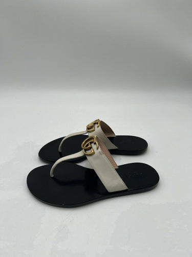 Gucci Women's Marmont white leather thong sandals Size 35 Gucci