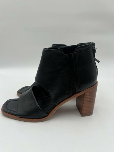 Sofft Black Leather Cut Out Open Toe Booties Block Heel Back Zip Size 9