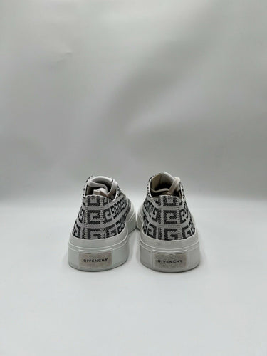 Givenchy City low-top sneakers with black and white 4G jacquard pattern Size 41