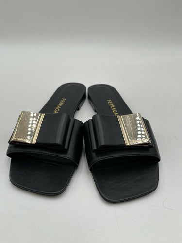 Ferragamo Lyana leather slide sandals in black gold-tone Gancin Buckle Size 6