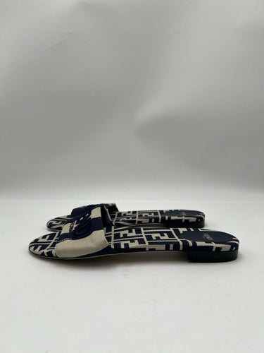 Women’s FENDI Signature Jacquard Canvas Slides Flat Sandal Beige Navy Size 40