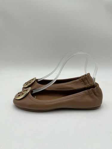 Tory Burch Minnie Travel Ballet Flats tan Leather gold medallion Size 5.5M