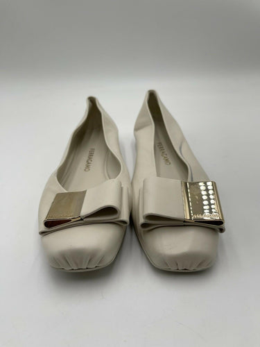 Women’s Ferragamo Vara bow ballet White nappa leather flats Size 9