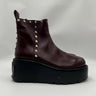 Valentino Garavani Uniqueform platform chelsea boot in rubin Leather Size 39 Valentino