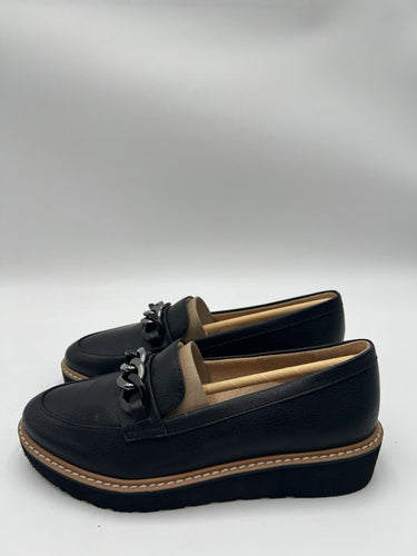 Women’s Naturalizer Emmal in Jet Black slip-on loafer Size 6 Naturalizer