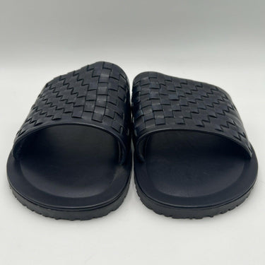 Men’s Saks Fifth Avenue woven Navy Blue leather slide sandals Size 10M Saks Fifth Avenue