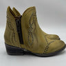 Circle G ankle booties distressed leather silver stud Yellow Size 7M Circle G