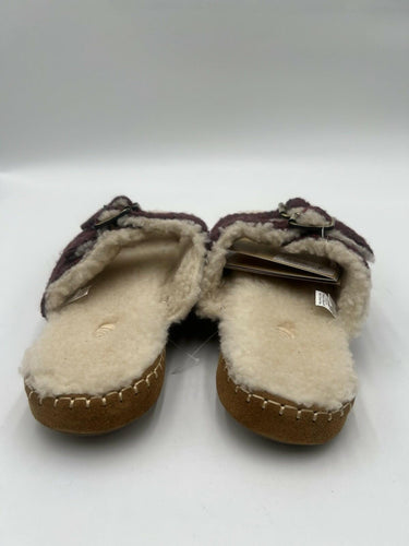 Acorn Camden Garnet Double Buckle Sherpa Slides Size 6.5