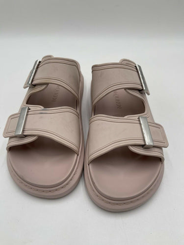 Alexander McQueen Hybrid rubber slide sandals in the 'Tea Rose' Size 39 Alexander McQueen