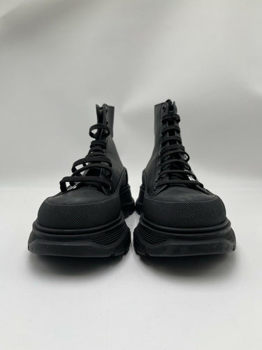 Alexander McQueen Tread High Top Graffiti logo Boot in Black leather Size 40 Alexander McQueen